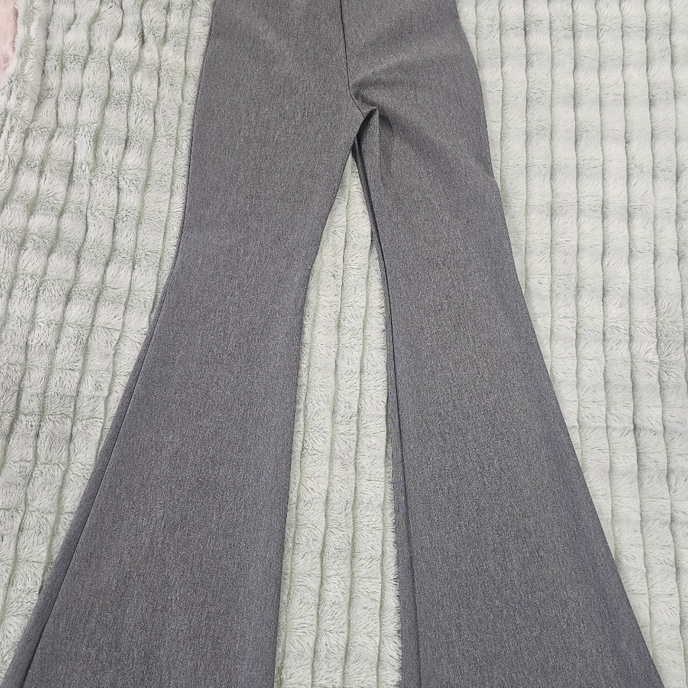 Studio F Gray Textured Pants - Picture 2 of 4